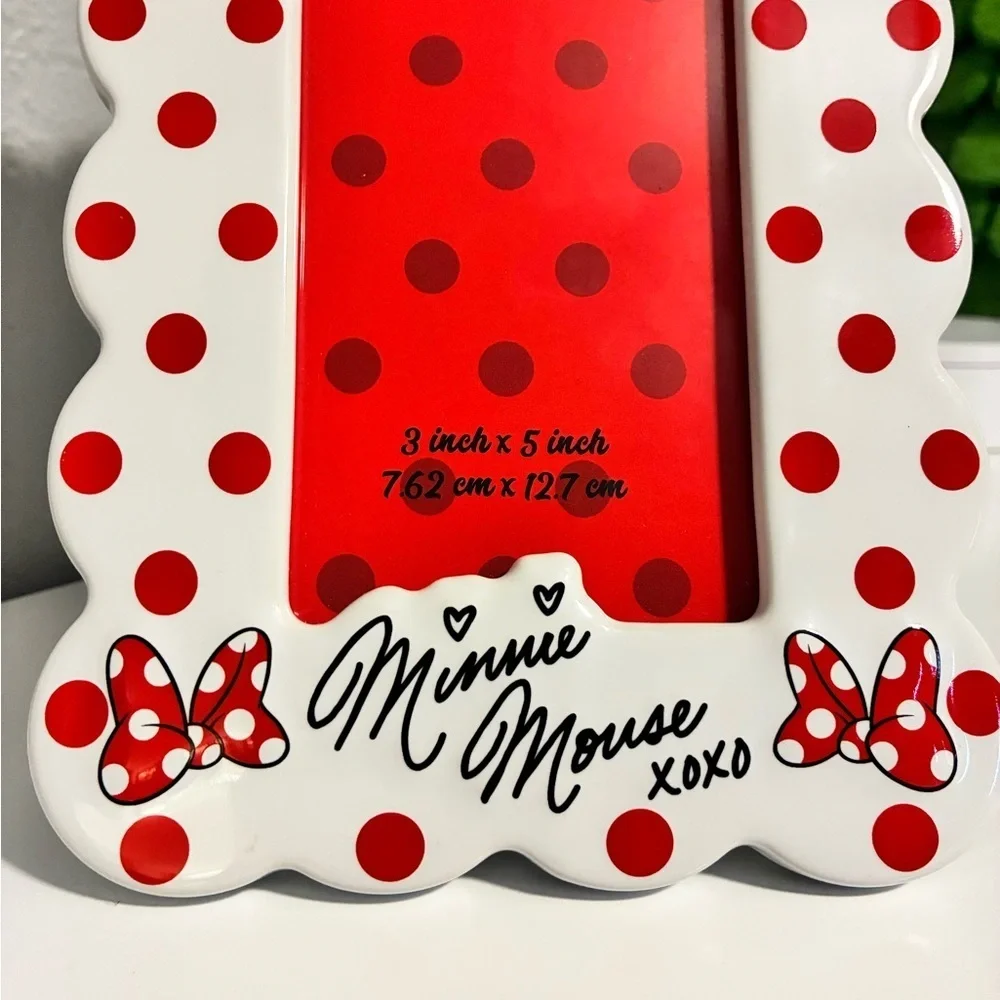 Disney Parks Minnie Mouse Picture Frame